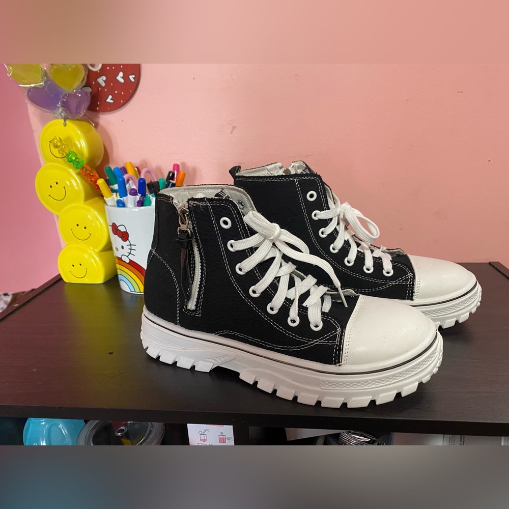 Platform Shoes with zipper